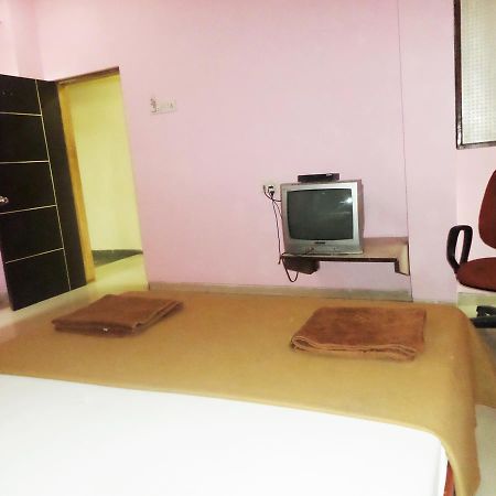 Ashtavinayak Residency Hotel Пюн Екстериор снимка