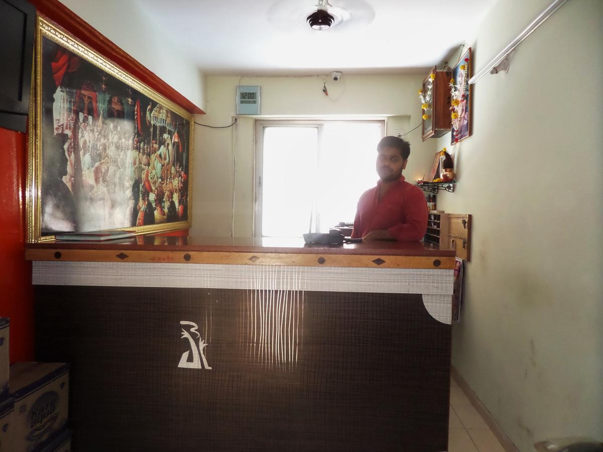 Ashtavinayak Residency Hotel Пюн Екстериор снимка