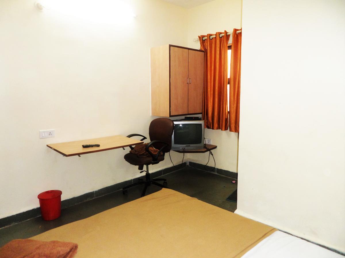 Ashtavinayak Residency Hotel Пюн Екстериор снимка